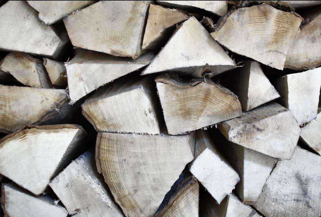 Hornbeam logs